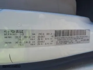 2019 Dodge Grand Caravan SXT with VIN 2C4RDGCG3KR631511, listed as a IAAI auction lot 41790575 with 215,338 mi miles. Bid and sale history available at carsss.com. Image 9.