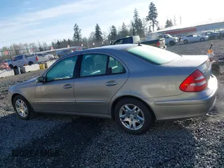 2006 Mercedes-Benz E-Class 3.5L with VIN WDBUF56J36A765623, listed as a IAAI auction lot 41903359 with 46,856 mi miles. Bid and sale history available at carsss.com. Image 14.