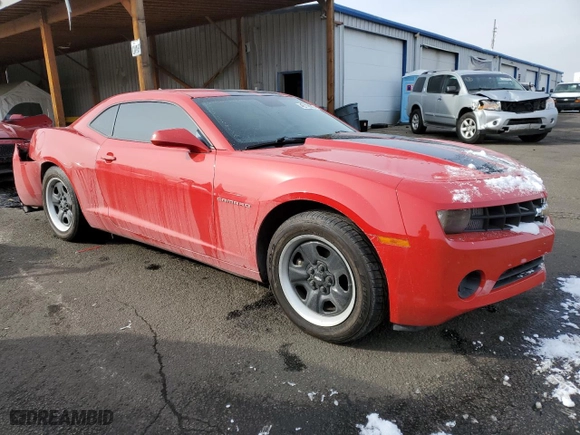 2010 Chevrolet Camaro LS with VIN 2G1FE1EV2A9175906, listed as a Copart auction lot 45719035 with 71,033 mi miles and Clean Title. Bid and sale history available at carsss.com. Image 4.