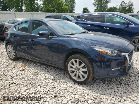 2017 Mazda 3 Touring z VIN 3MZBN1L72HM136418, wystawiony jako Copart lot #59851495 z przebiegiem 161 938 mil mil oraz Czysty tytuł • Clean title. Historia ofert i sprzedaży dostępna na DreamBid. Obrazek 4.