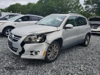 2010 Volkswagen Tiguan S с VIN WVGBV7AX0AW531742, выставлен на аукционе Copart как лот 60647105 с пробегом 124 912 миль миль и Чистый • Clean title. История ставок и продаж доступна на DreamBid. Изображение 1.