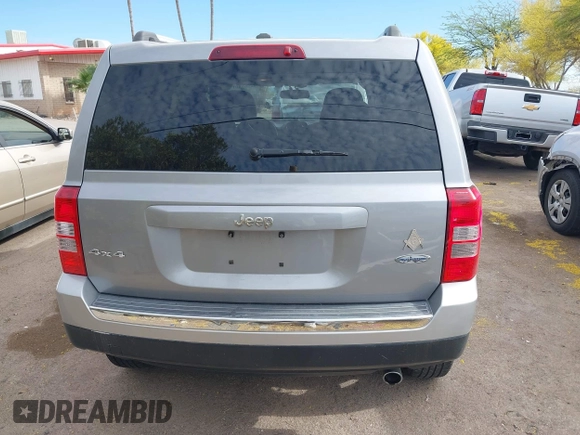 2016 Jeep Patriot High Altitude with VIN 1C4NJRFB8GD595327, listed as a IAAI auction lot 42061901 with 78,981 mi miles and . Bid and sale history available at DreamBid. Image 16.