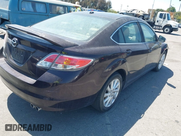 2011 Mazda Mazda6 i Touring with VIN 1YVHZ8CH4B5M23317, listed as a IAAI auction lot 41987116 with 132,470 mi miles. Bid and sale history available at carsss.com. Image 4.