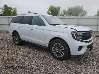 2025 Ford Expedition Platinum с VIN 1FMJU1M84SEA14869, выставлен на аукционе Copart как лот 59540035 с пробегом 4 032 миль миль и На запчасти • Non repairable. История ставок и продаж доступна на DreamBid. Изображение 4.