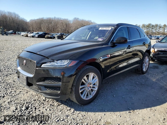 2018 Jaguar F-Pace 25t Prestige z VIN SADCK2FX3JA256060, wystawiony jako Copart lot #88575935 z przebiegiem 99 550 mil mil oraz Szkoda całkowita • Salvage title. Historia ofert i sprzedaży dostępna na DreamBid. Obrazek 1.