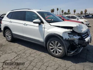 2020 Volkswagen Tiguan S z VIN 3VV1B7AX3LM152439, wystawiony jako Copart lot #53752395 z przebiegiem 48 362 mil mil oraz Szkoda całkowita • Salvage title. Historia ofert i sprzedaży dostępna na DreamBid. Obrazek 4.