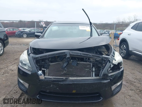 2015 Nissan Altima 2.5 SV with VIN 1N4AL3AP1FC582082, listed as a IAAI auction lot 42006657 with 132,343 mi miles. Bid and sale history available at carsss.com. Image 12.