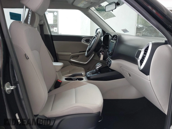 2020 Kia Soul S with VIN KNDJ23AU5L7119840, listed as a IAAI auction lot 42139898 with 63,549 mi miles and . Bid and sale history available at DreamBid. Image 5.