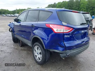 2016 Ford Escape S с VIN 1FMCU0F74GUA76759, выставлен на аукционе IAAI как лот 42236052 с пробегом 141 927 миль миль и . История ставок и продаж доступна на DreamBid. Изображение 3.