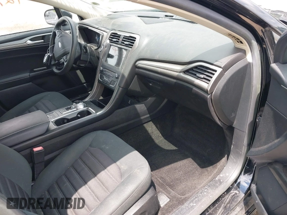 2017 Ford Fusion SE z VIN 3FA6P0H71HR363643, wystawiony jako IAAI lot #42764856 z przebiegiem 82 805 mil mil oraz . Historia ofert i sprzedaży dostępna na DreamBid. Obrazek 5.