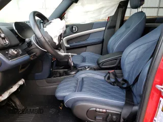 2024 MINI Countryman Cooper S with VIN WMZ53BR08R3R48394, listed as a Copart auction lot 70785384 with 32,453 mi miles and Salvage Title. Bid and sale history available at carsss.com. Image 7.