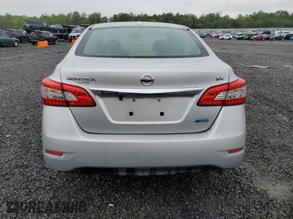 2014 Nissan Sentra SV z VIN 3N1AB7AP8EY289406, wystawiony jako Copart lot #56767635 z przebiegiem 52 077 mil mil oraz Szkoda całkowita • Salvage title. Historia ofert i sprzedaży dostępna na DreamBid. Obrazek 6.