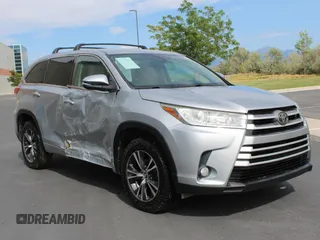 2017 Toyota Highlander LE with VIN 5TDZZRFH7HS226821, listed as a Copart auction lot 63837485 with 101,193 mi miles and Salvage title. Bid and sale history available at DreamBid. Image 1.