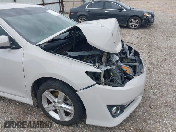 2012 Toyota Camry L with VIN 4T1BF1FK0CU608129, listed as a IAAI auction lot 41742482 with 163,697 mi miles. Bid and sale history available at carsss.com. Image 18.
