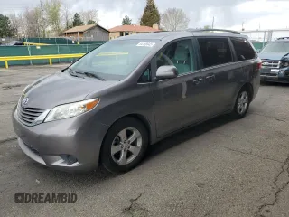 2016 Toyota Sienna LE AAS с VIN 5TDKK3DC9GS721255, выставлен на аукционе Copart как лот 54188845 с пробегом 115 749 миль миль и Списание • Salvage title. История ставок и продаж доступна на DreamBid. Изображение 1.