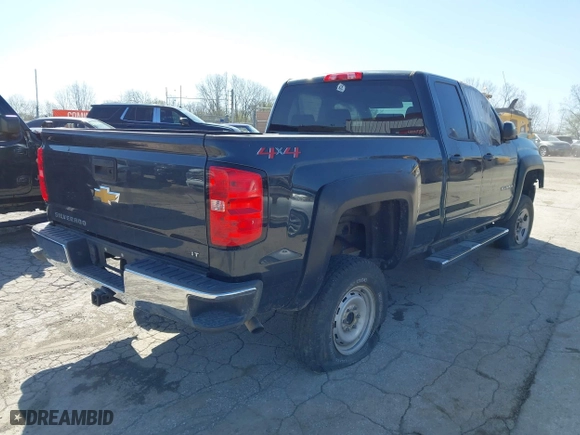 2018 Chevrolet Silverado 1500 LT with VIN 1GCVKREC7JZ252817, listed as a IAAI auction lot 38356875 with 60,094 mi miles. Bid and sale history available at carsss.com. Image 4.