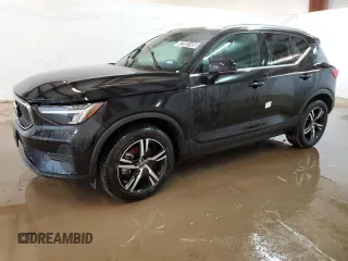2025 Volvo XC40 Core Bright Theme with VIN YV4L12UJ5S2473941, listed as a Copart auction lot 52995105 with 15,585 mi miles and Clean title. Bid and sale history available at DreamBid. Image 1.