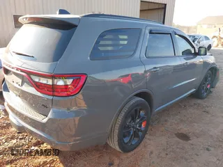 2023 Dodge Durango R/T Plus z VIN 1C4SDHCT5PC675451, wystawiony jako IAAI lot #40985985 z przebiegiem 17 996 mil mil oraz . Historia ofert i sprzedaży dostępna na DreamBid. Obrazek 4.