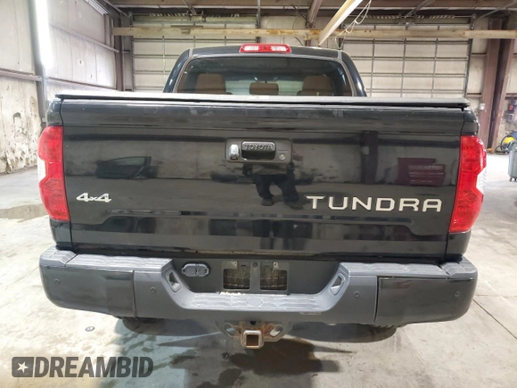 2017 Toyota Tundra Platinum z VIN 5TFAW5F11HX651530, wystawiony jako Copart lot #56709895 z przebiegiem 163 536 mil mil oraz Szkoda całkowita • Salvage title. Historia ofert i sprzedaży dostępna na DreamBid. Obrazek 6.
