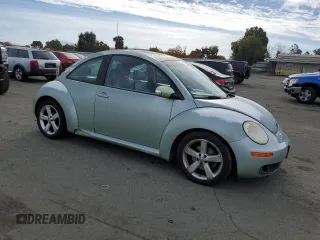 2006 Volkswagen Beetle with VIN 3VWSG31CX6M418003, listed as a Copart auction lot 80673674 with 146,940 mi miles and Clean Title. Bid and sale history available at DreamBid. Image 4.