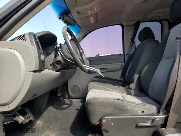 2008 Chevrolet Silverado 1500 LT w/1LT with VIN 1GCEC19C48Z296597, listed as a Copart auction lot 45007795 with 178,726 mi miles and Salvage Title. Bid and sale history available at carsss.com. Image 7.