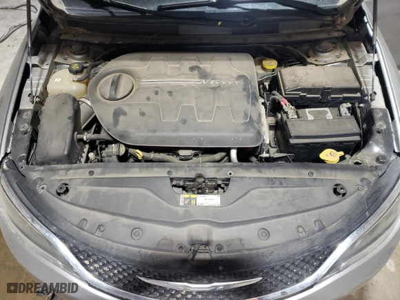 2015 Chrysler 200 C with VIN 1C3CCCEG7FN586286, listed as a Copart auction lot 50454725 with 158,586 mi miles and Clean Title. Bid and sale history available at carsss.com. Image 11.