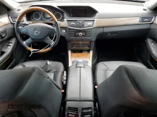 2011 Mercedes-Benz E-Class E 550 Luxury with VIN WDDHF9AB1BA385318, listed as a Copart auction lot 66115634 with 197,595 mi miles and Salvage Title. Bid and sale history available at carsss.com. Image 8.