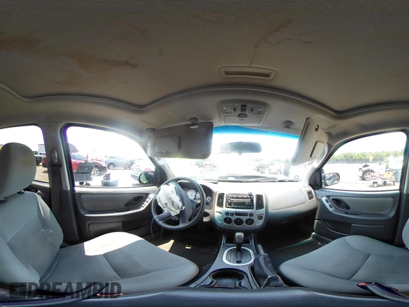 2006 Ford Escape XLT z VIN 1FMCU93156KB10612, wystawiony jako IAAI lot #42583417 z przebiegiem 133 615 mil mil oraz . Historia ofert i sprzedaży dostępna na DreamBid. Obrazek 18.