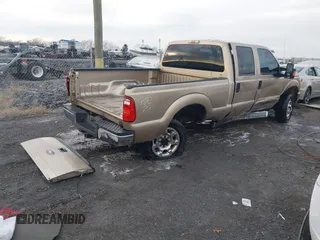 2012 Ford F-250 XL with VIN 1FT7W2B64CEC24194, listed as a IAAI auction lot 41236670 with 131,180 mi miles and . Bid and sale history available at DreamBid. Image 4.