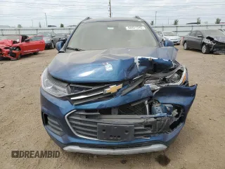 2020 Chevrolet Trax LT with VIN 3GNCJLSB0LL319827, listed as a Copart auction lot 57246955 with 42,014 mi miles and Salvage title. Bid and sale history available at DreamBid. Image 5.