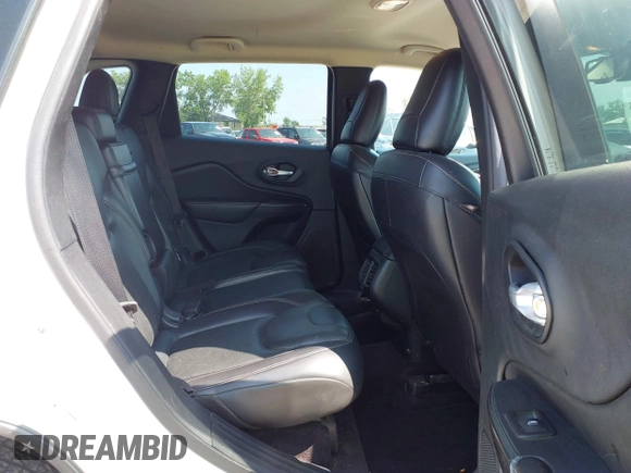 2016 Jeep Cherokee Limited with VIN 1C4PJMDB2GW253553, listed as a IAAI auction lot 42802413 with 107,673 mi miles and . Bid and sale history available at DreamBid. Image 8.