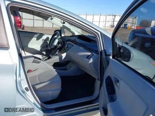 2012 Toyota Prius One with VIN JTDKN3DU1C1590295, listed as a IAAI auction lot 41629731 with 135,376 mi miles. Bid and sale history available at carsss.com. Image 5.