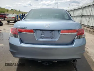 2011 Honda Accord EX z VIN 1HGCP2F76BA133580, wystawiony jako Copart lot #59005675 z przebiegiem 45 046 mil mil oraz Szkoda całkowita • Salvage title. Historia ofert i sprzedaży dostępna na DreamBid. Obrazek 6.
