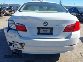 2013 BMW 5 Series 528i with VIN WBAXG5C56DDY31982, listed as a IAAI auction lot 40906428 with 248,336 mi miles and . Bid and sale history available at carsss.com. Image 15.