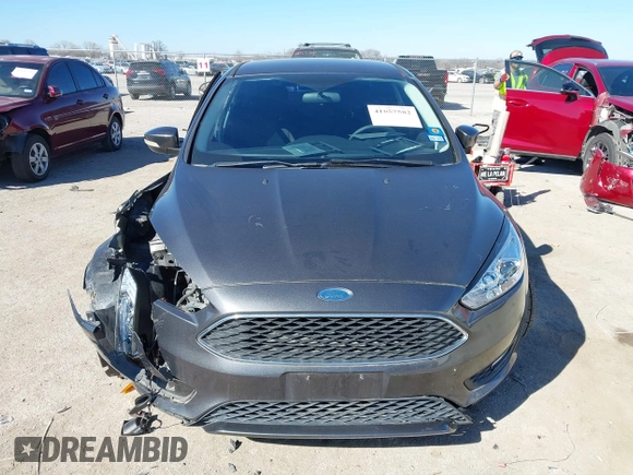 2016 Ford Focus SE with VIN 1FADP3F21GL262907, listed as a IAAI auction lot 41657582 with 62,789 mi miles. Bid and sale history available at carsss.com. Image 12.