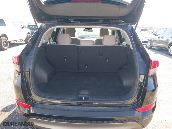 2016 Hyundai Tucson Limited with VIN KM8J33A27GU237225, listed as a IAAI auction lot 41223497 with 158,986 mi miles. Bid and sale history available at carsss.com. Image 17.
