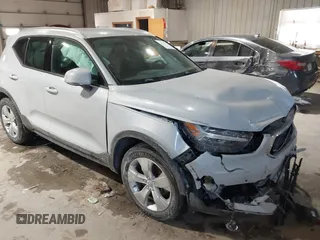 2022 Volvo XC40 Momentum с VIN YV4162UK7N2759893, выставлен на аукционе IAAI как лот 41610313 с пробегом Не указан миль и . История ставок и продаж доступна на DreamBid. Изображение 1.