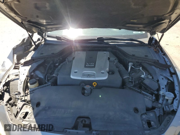 2015 Infiniti Q50 z VIN JN1BV7AR4FM405041, wystawiony jako Copart lot #57530615 z przebiegiem 95 664 mil mil oraz Szkoda całkowita • Salvage title. Historia ofert i sprzedaży dostępna na DreamBid. Obrazek 11.