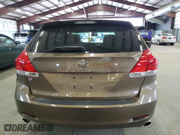 2010 Toyota Venza z VIN 4T3BK3BB7AU028510, wystawiony jako Copart lot #57777535 z przebiegiem 180 343 mil mil oraz Czysty tytuł • Clean title. Historia ofert i sprzedaży dostępna na DreamBid. Obrazek 6.