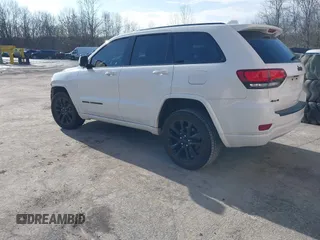2017 Jeep Grand Cherokee Altitude z VIN 1C4RJFAG2HC910925, wystawiony jako IAAI lot #41790099 z przebiegiem 149 360 mil mil oraz . Historia ofert i sprzedaży dostępna na DreamBid. Obrazek 3.