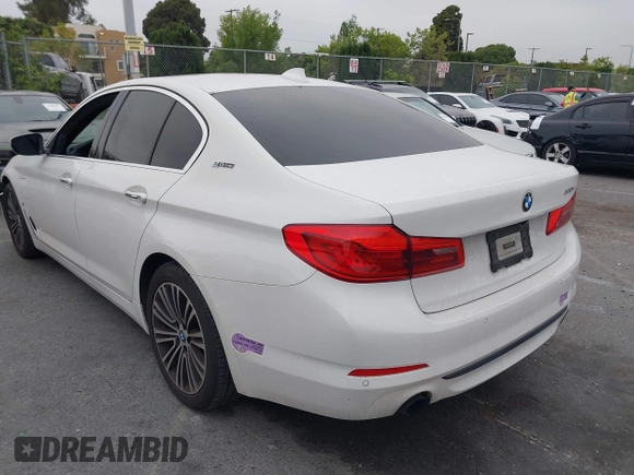2018 BMW 5 Series 530e with VIN WBAJA9C56JB252738, listed as a IAAI auction lot 42260352 with 113,581 mi miles and . Bid and sale history available at DreamBid. Image 3.
