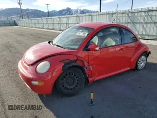 2004 Volkswagen New Beetle Coupe GL with VIN 3VWBK21C54M402135, listed as a Copart auction lot 50727685 with 159,702 mi miles and Salvage Title. Bid and sale history available at carsss.com. Image 1.