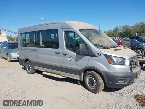 2022 Ford Transit Passenger XL with VIN 1FBAX2C85NKA36473, listed as a IAAI auction lot 40583736 with Not provided miles and . Bid and sale history available at DreamBid. Image 12.