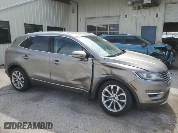 2017 Lincoln MKC Select with VIN 5LMTJ2DH4HUL12650, listed as a Copart auction lot 51886644 with 110,807 mi miles and Salvage title. Bid and sale history available at DreamBid. Image 4.