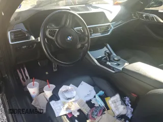 2022 BMW 4 Series 430i z VIN WBA53AP00NCJ31585, wystawiony jako Copart lot #87283084 z przebiegiem 32 464 mil mil oraz Szkoda całkowita • Salvage title. Historia ofert i sprzedaży dostępna na DreamBid. Obrazek 8.