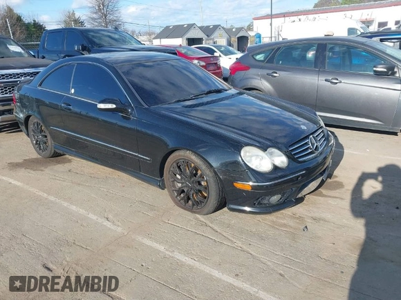 2004 Mercedes-Benz CLK-Class 5.0L with VIN WDBTJ75J14F095156, listed as a IAAI auction lot 41815605 with 176,902 mi miles. Bid and sale history available at carsss.com. Image 1.