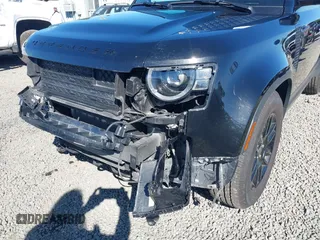 2024 Land Rover Defender S with VIN SALEJ7EX5R2258168, listed as a IAAI auction lot 42837323 with 28,495 mi miles and . Bid and sale history available at DreamBid. Image 19.