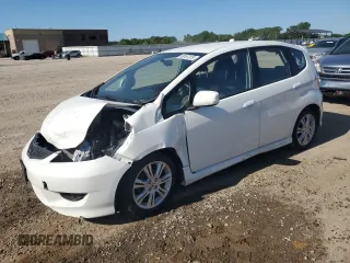 2009 Honda Fit Sport z VIN JHMGE88409S070913, wystawiony jako Copart lot #58187375 z przebiegiem 220 913 mil mil oraz Szkoda całkowita • Salvage title. Historia ofert i sprzedaży dostępna na DreamBid. Obrazek 1.