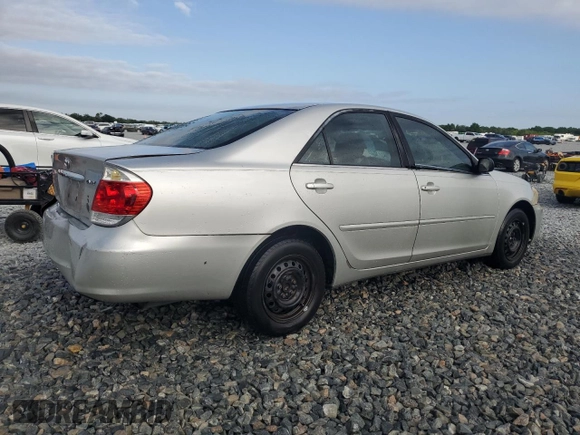 2006 Toyota Camry STD with VIN 4T1BE32K76U666957, listed as a Copart auction lot 51637265 with 303,409 mi miles and Salvage Title. Bid and sale history available at DreamBid. Image 3.