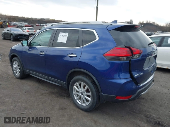 2017 Nissan Rogue SL with VIN 5N1AT2MV8HC835573, listed as a IAAI auction lot 41782183 with 62,645 mi miles and . Bid and sale history available at carsss.com. Image 3.